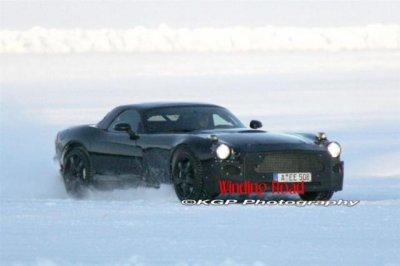 Mercedes-Benz_SLC_Mule_On_Ice-004.jpg