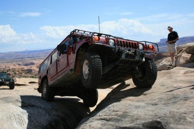 Hummer Golden Crack.jpg