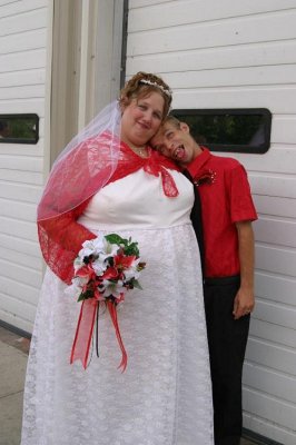 pictures_odd_couple_wedding_8.jpg