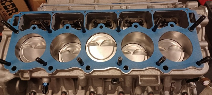 Blucifer Engine Build 3.jpeg