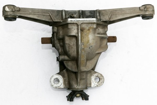 2006DodgeViperRearDifferential_.jpg