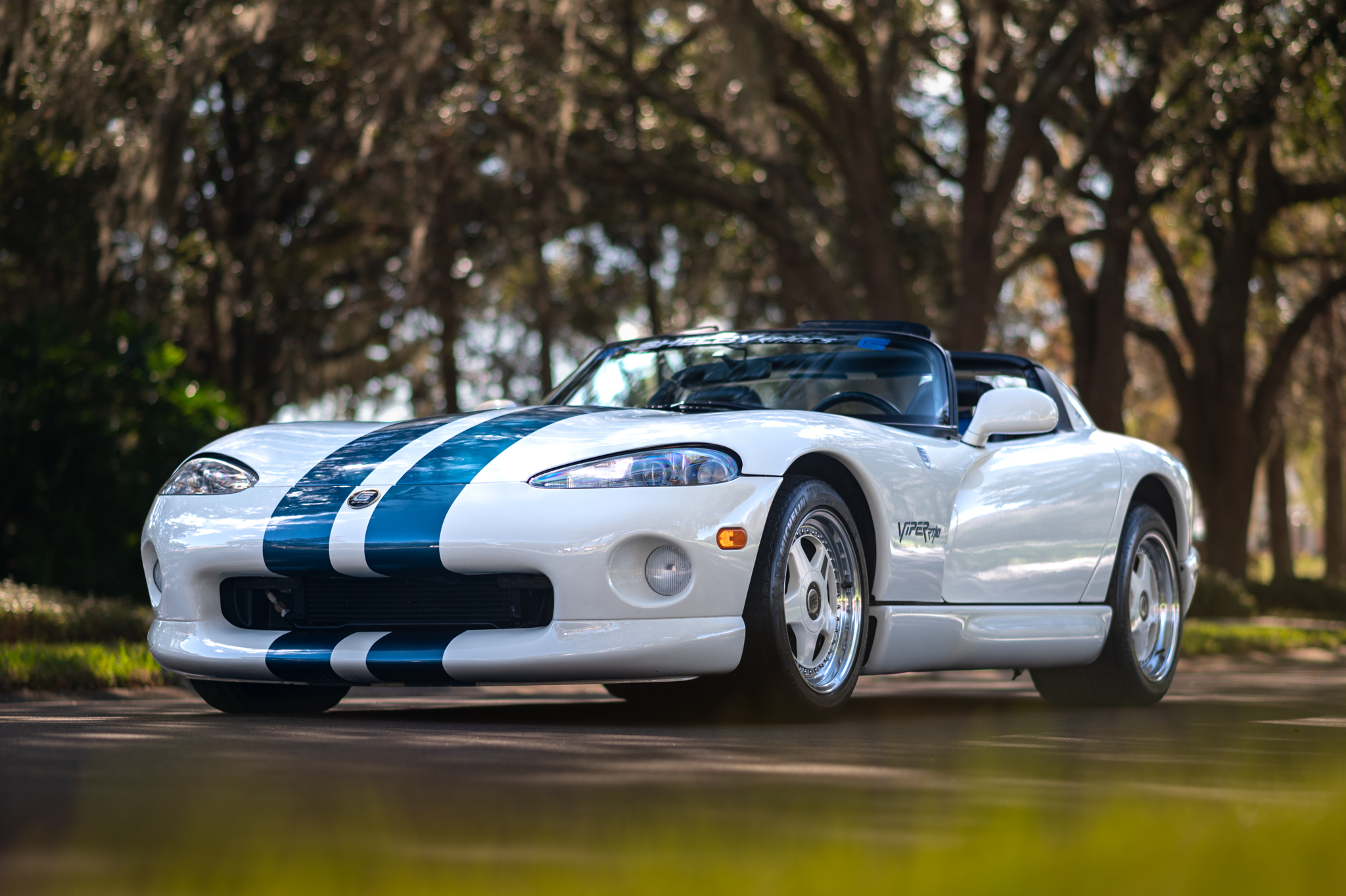 bringatrailer.com