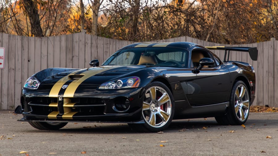 www.mecum.com